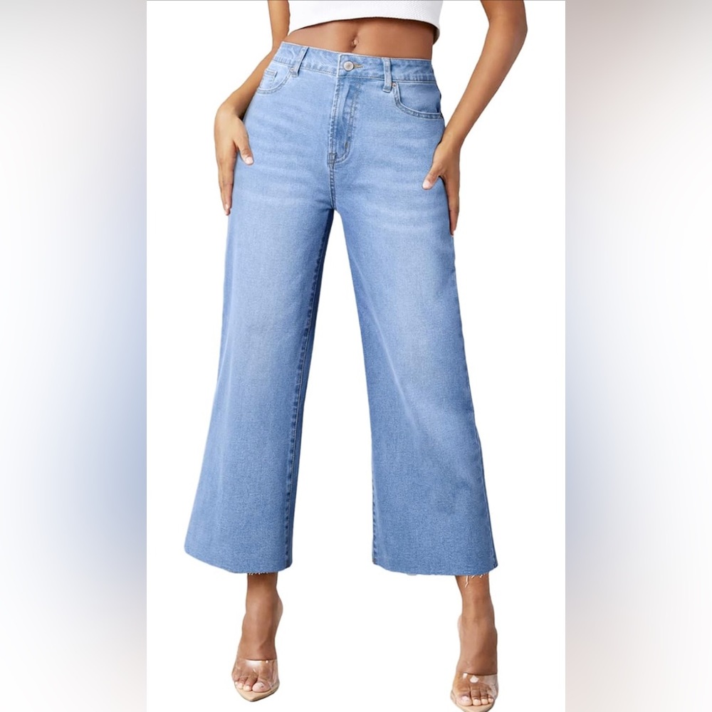 Wide Leg Cropped Jeans